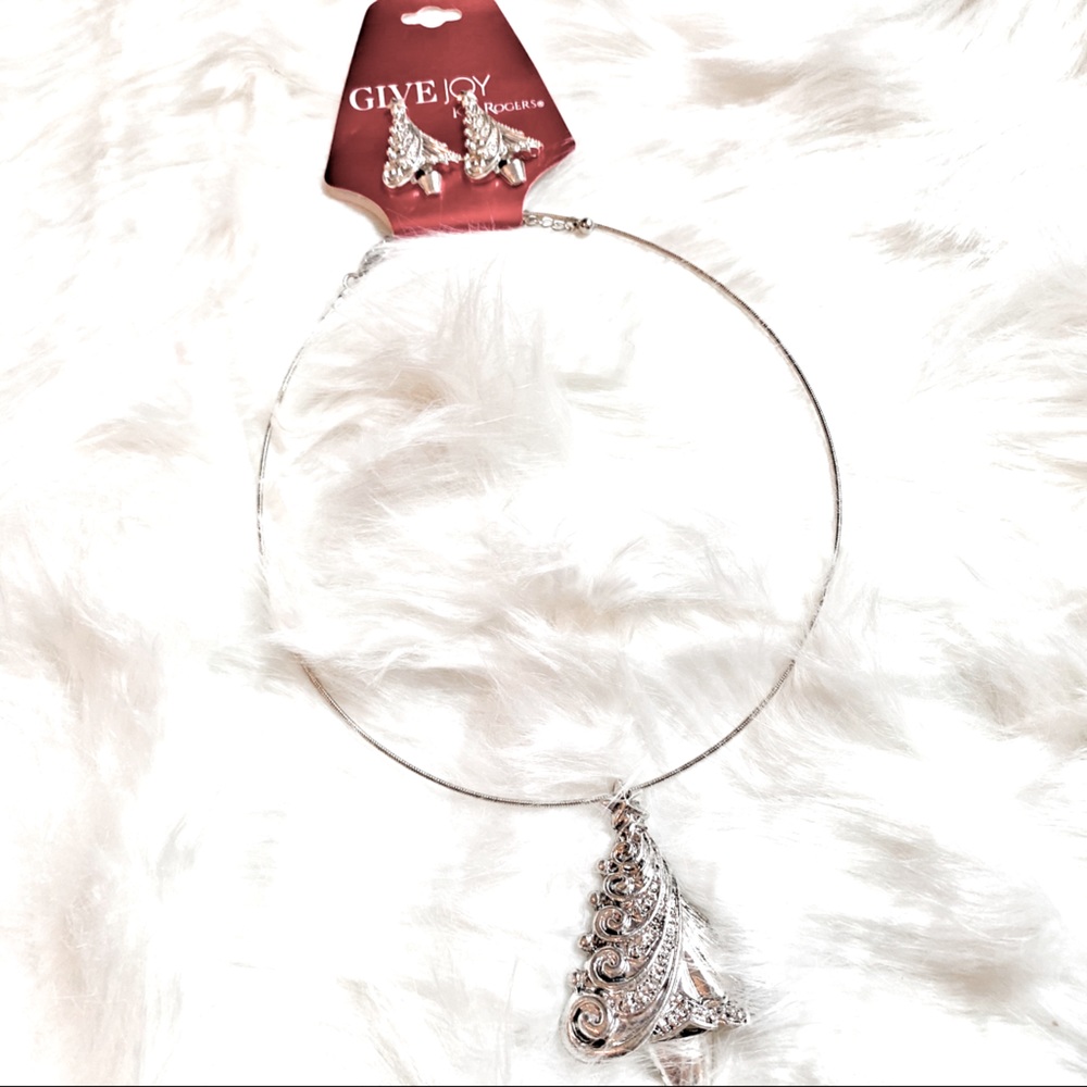 Christmas necklace with matching earrings